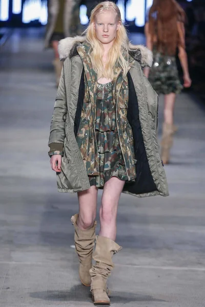 Look 20